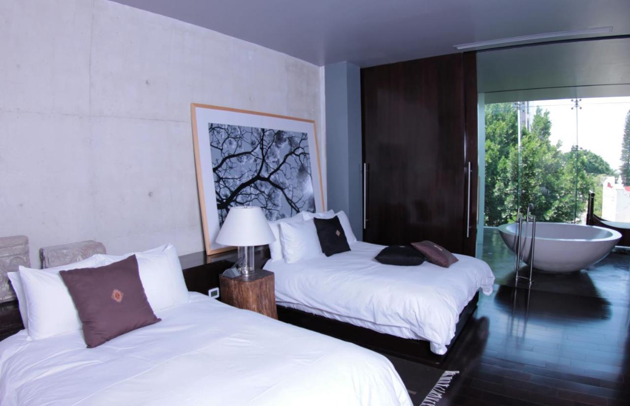 Demetria Hotel Гвадалахара Экстерьер фото