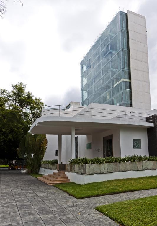 Demetria Hotel Гвадалахара Экстерьер фото